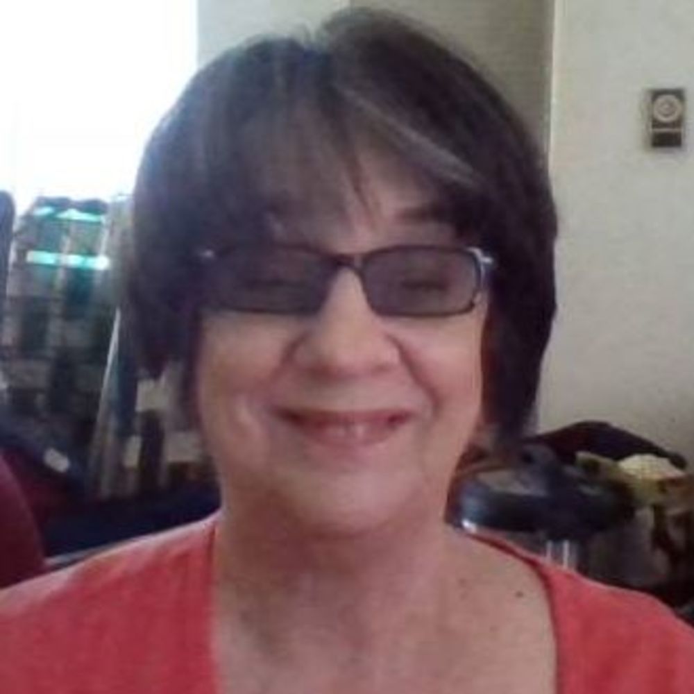 Meet your Posher, Ellen